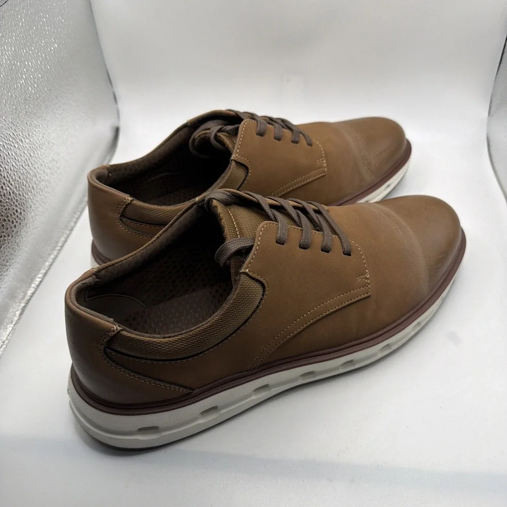 Lands End Sport Oxford Dark‎ Tan And White. Size 11